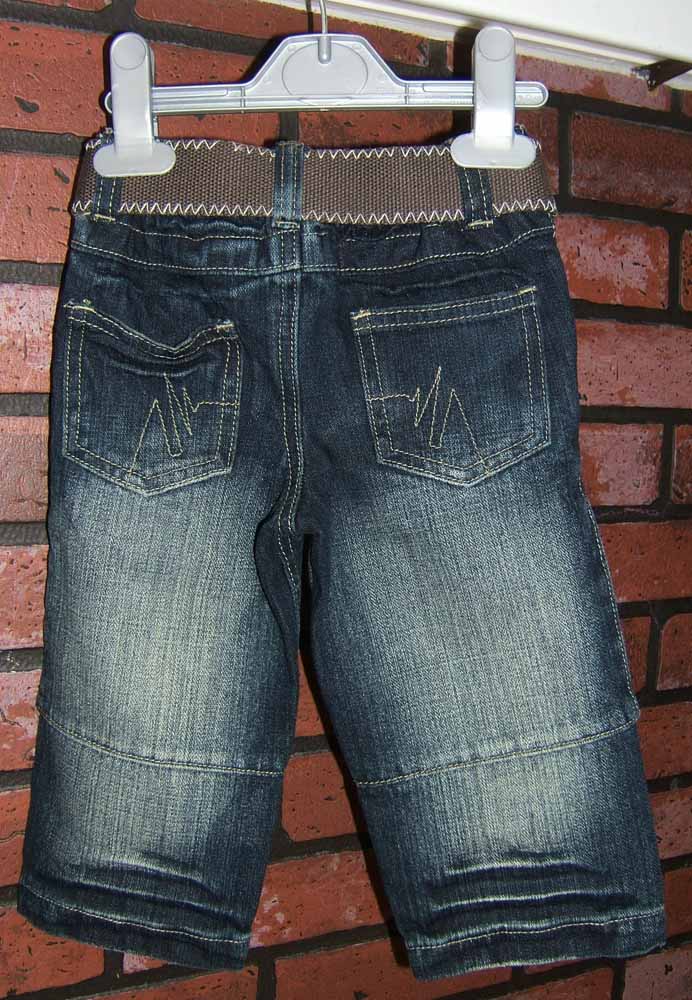 Джинсы. Вид сзади.. Детское!