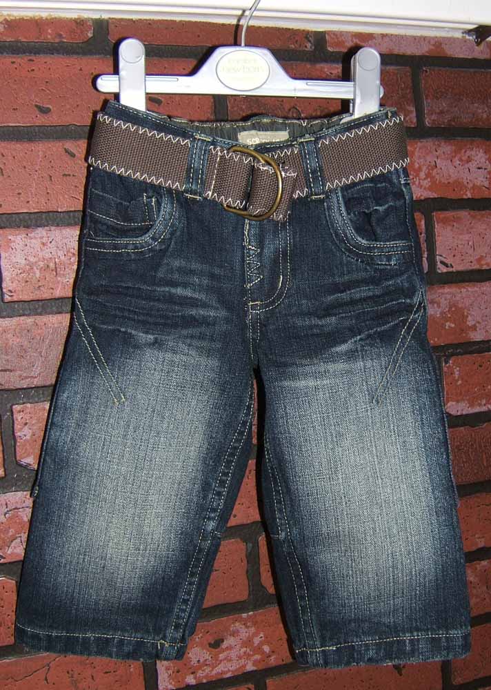 Джинсы. Новые (без ценника). Цена 600руб.. Детское!
