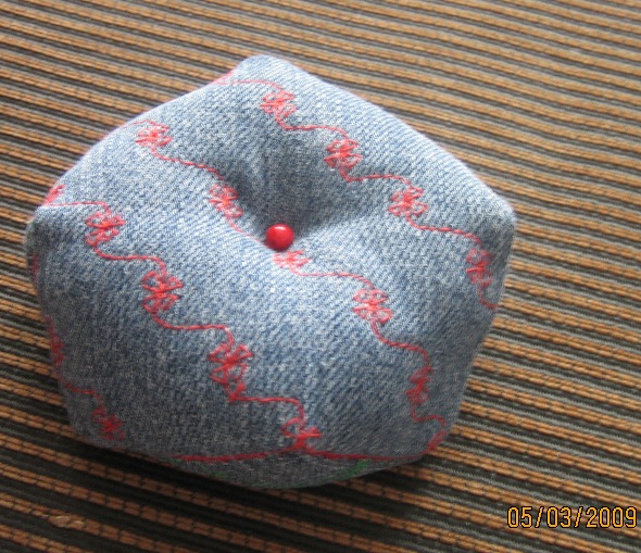 Джинсовая бискорню. лоскутное шитье