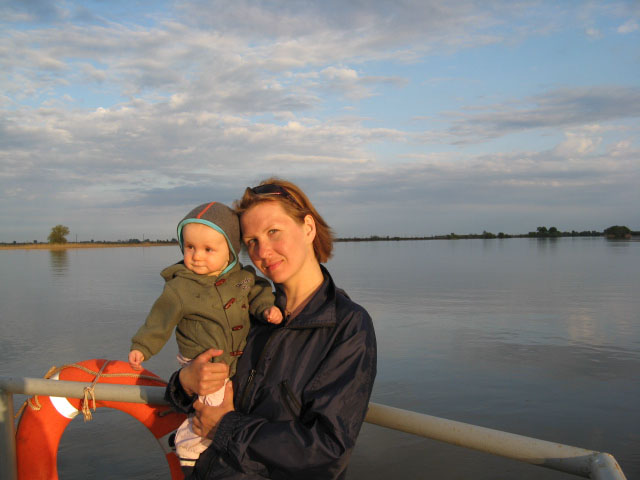 Василиса, Настя, река. Астрахань