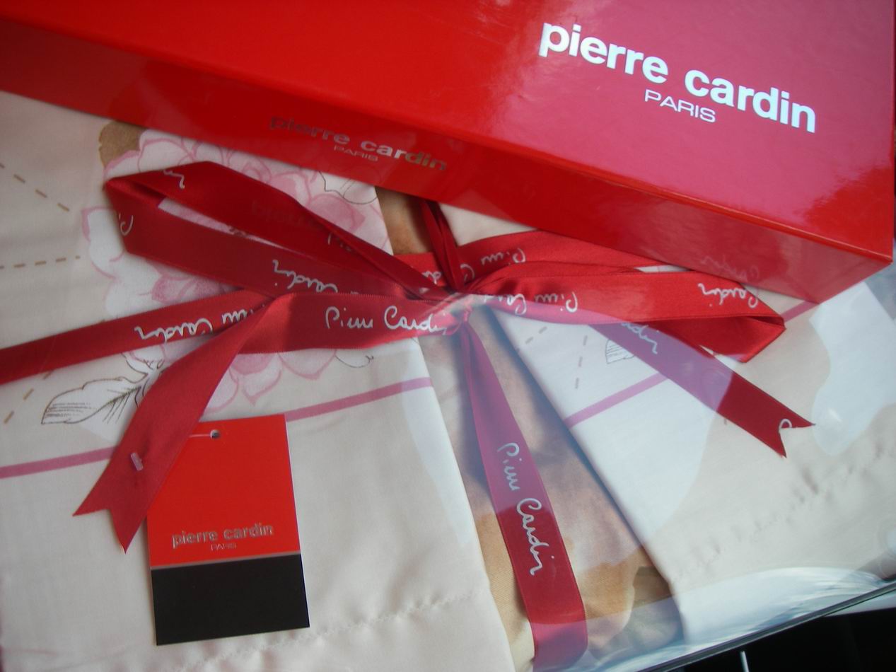 Постельное белье 5000руб.. пристроено