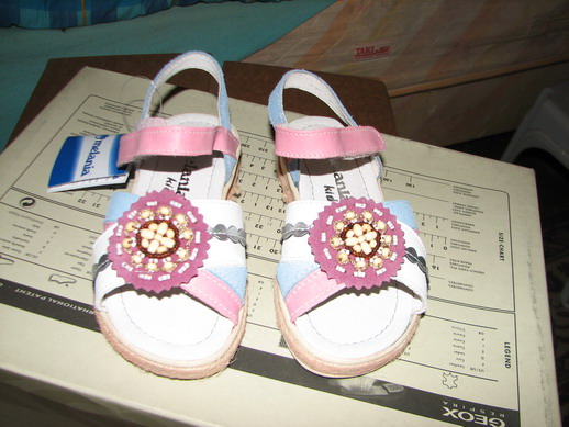 Босоножки нов.Мелания р.26(16.5см),цена 620р. Детская обувь