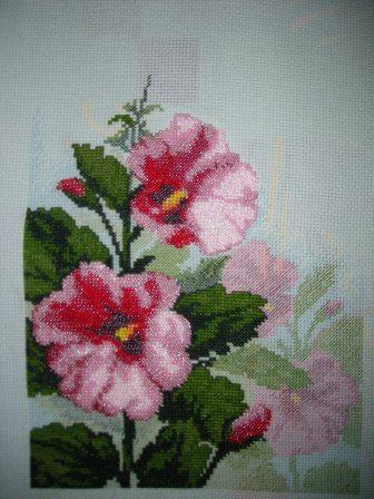 Солнечно-бисерно-крестиковая мальва. Когда хочется лета