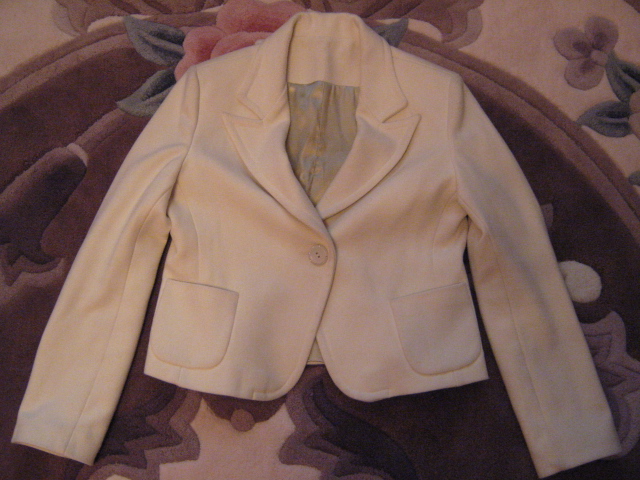 пиджачок, р.42-44, материал, типо кашемира (как у пальто). женская одежда 