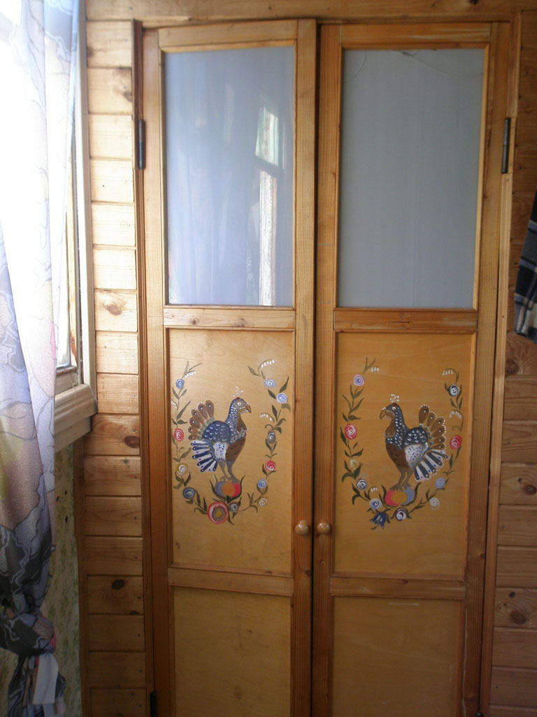 Дверь на даче. Роспись