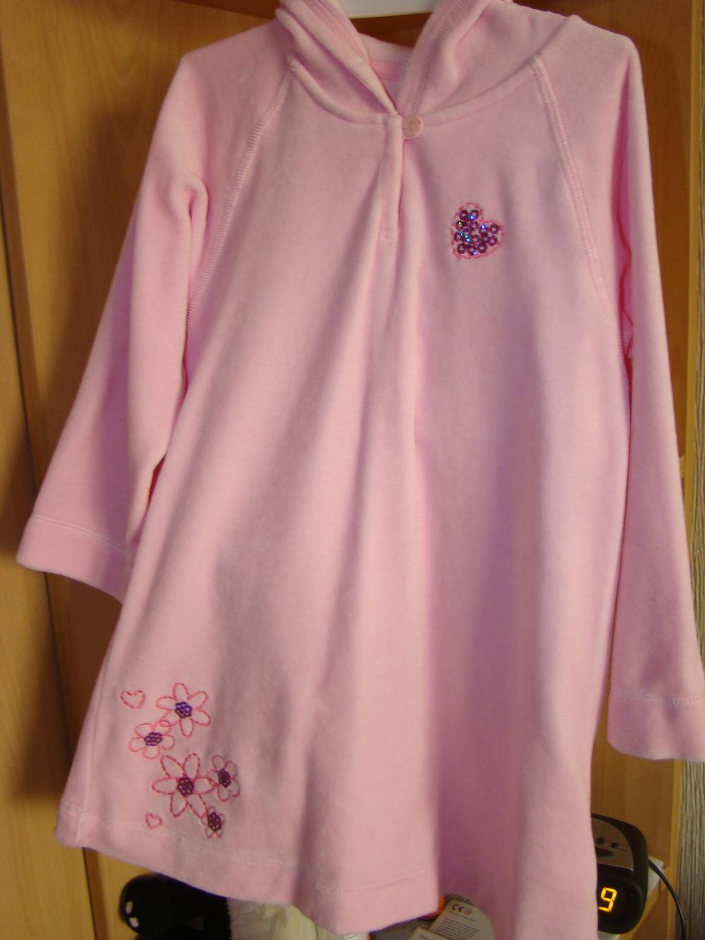 Платье Чико рост 98-100    велюр 400 руб. . Ушло