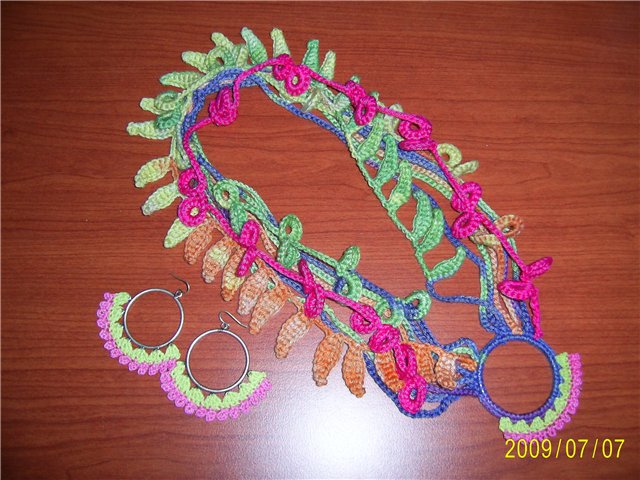 Бусы крючком