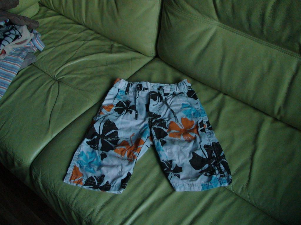 Бермуды, H&M, 104 рост, 100% хлопок, 199 руб.. Деская одежда д/м