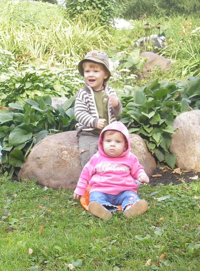 Со старшим братиком 7,5 мес. Надежда