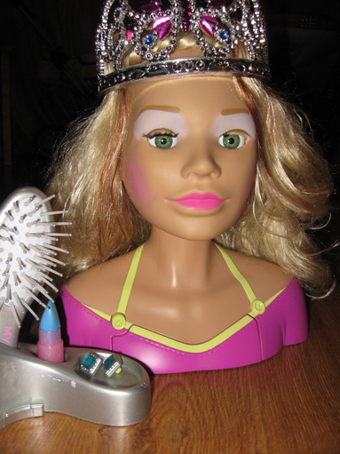 ДЕТЯМ-ИГРУШКИ,КНИГИ