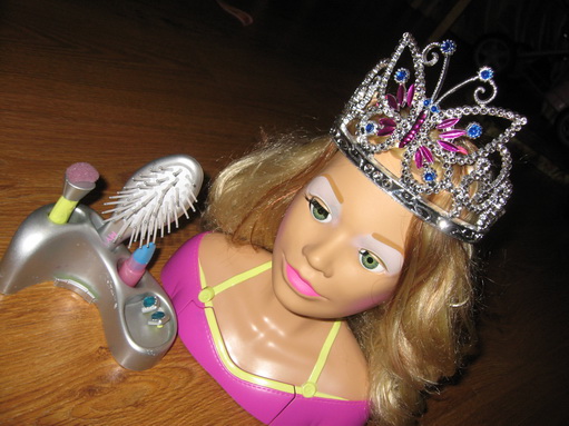 ДЕТЯМ-ИГРУШКИ,КНИГИ