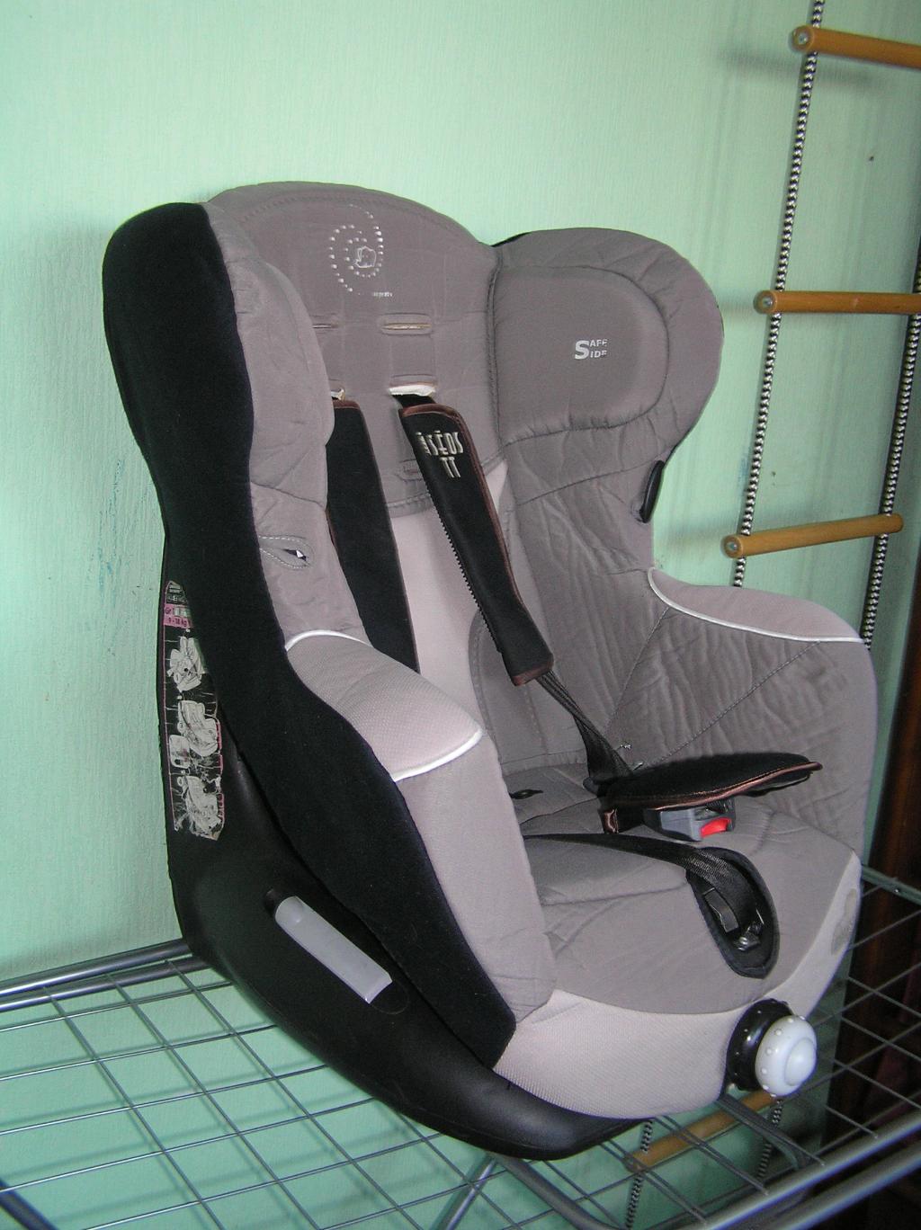 Автокресло bebe Confort Iseos TT