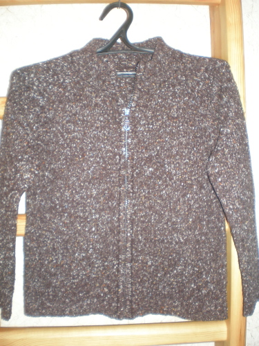 Кофточка Маза р.134  350 руб.. Вещи для мальчика