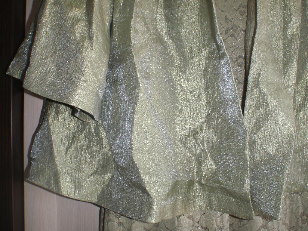 Ткань пиджака. продам б/у