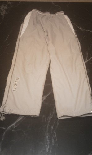 Штаны от костюма на рост 136 см. Детские вещи