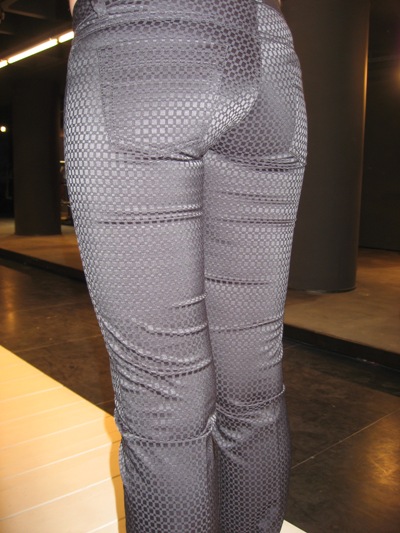 Черные брючки р.28 и 29. Пристрой НОВОЕ взрослое