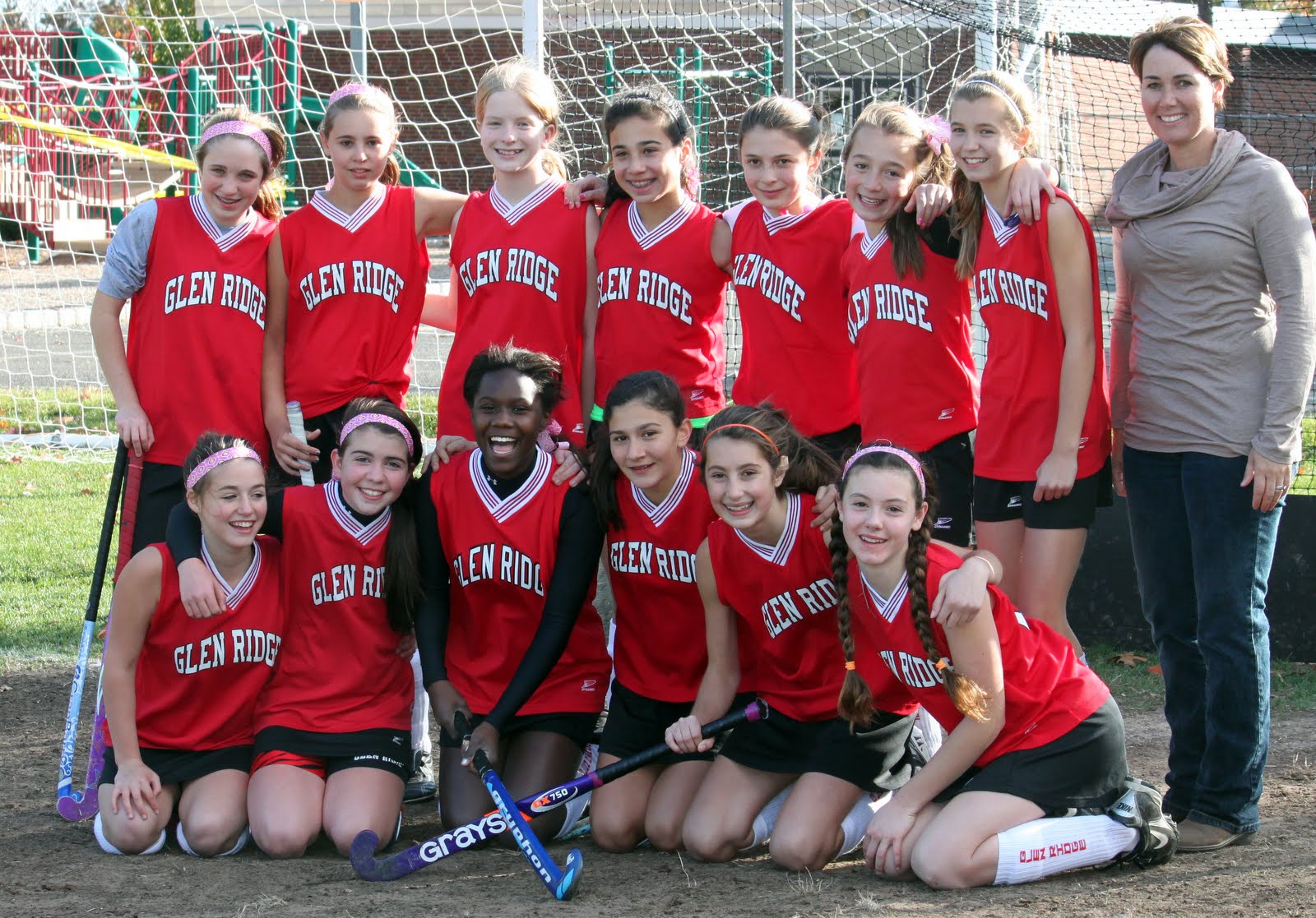 Анина команда по хоккею на траве. 