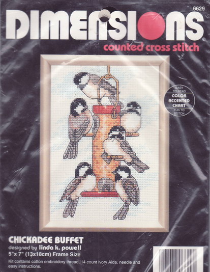 06629 Chickadee buffet. Dimensions 1