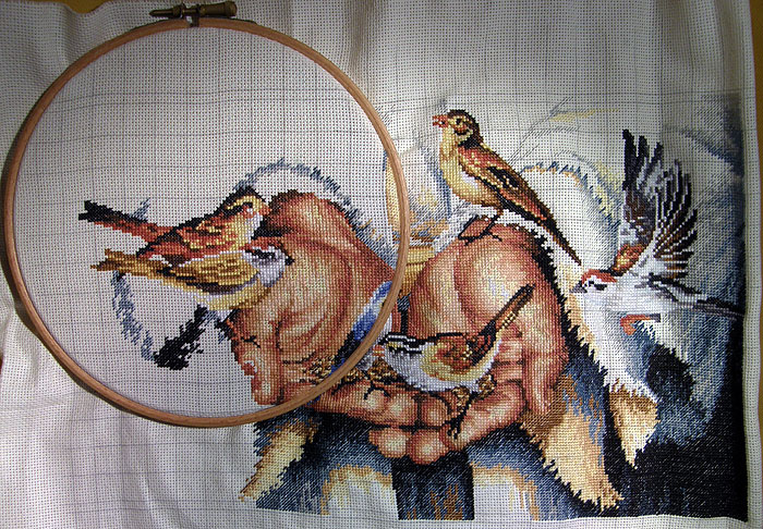 25 декабря. В его руках/In his hand