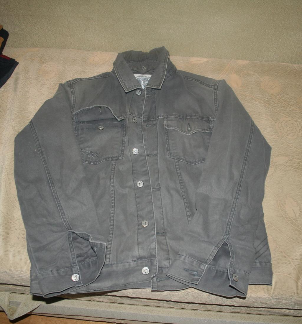 ветровка мужская. отдам за