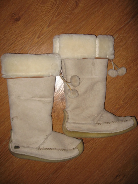 ДЕВИЧЬЕ НОВОЕ-ОДЕЖДА,ОБУВЬ 