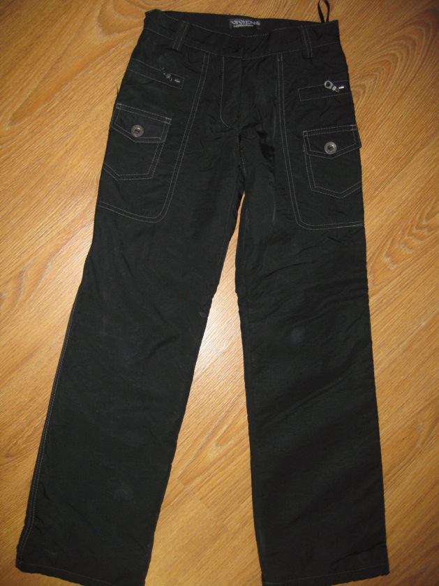 134 брюки черные утепленные. ДЕВИЧЬЕ-П/КОМБИНЕЗОНЫ,ДЖИНСЫ,БРИДЖИ,ШОРТЫ,