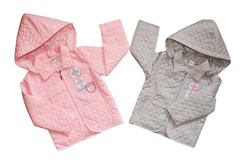 Курточка стеганная, 4 г. (на девочку). ДЕТКАМ-пристрой