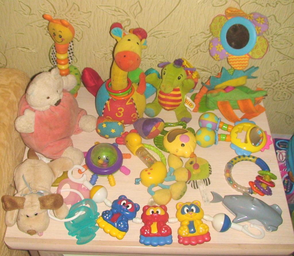 1000р.. Игрушки