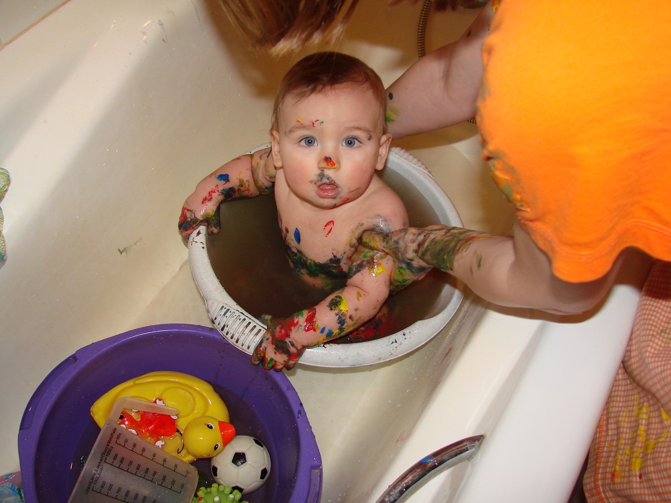 отмываемся после написания письма Деду Морозу. Сережка