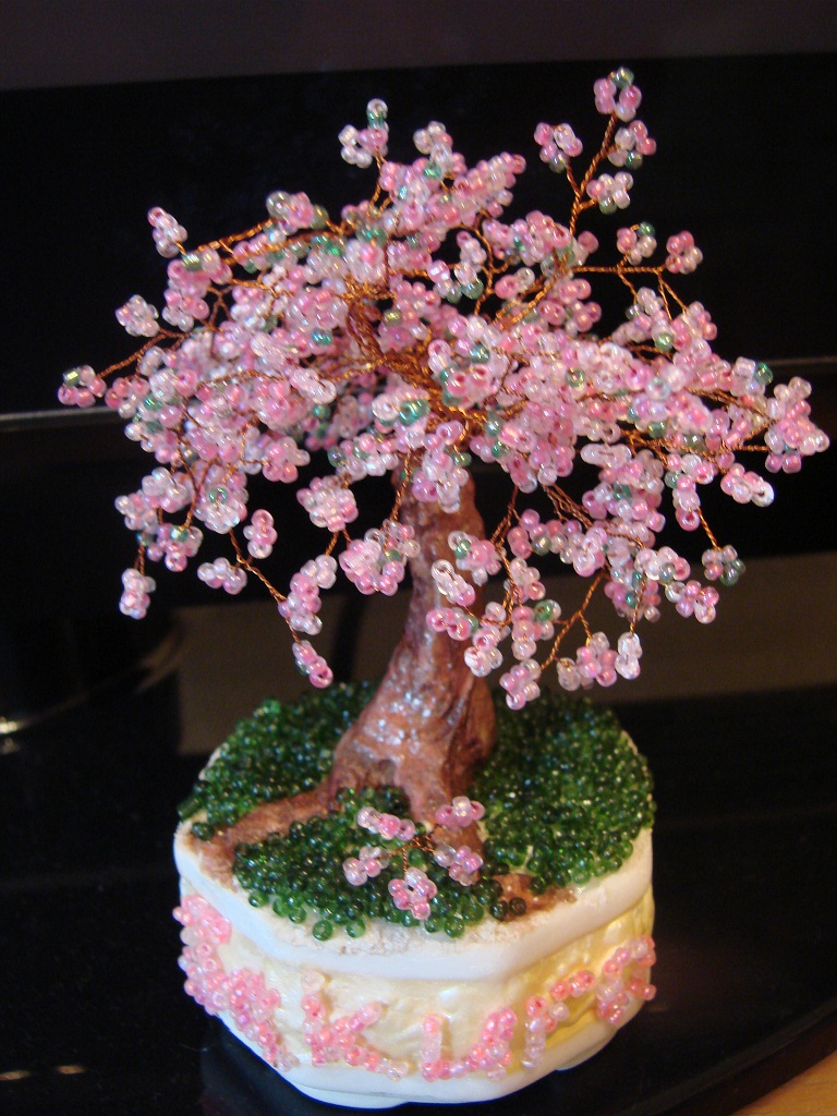 сакура бисерная. рукоделие