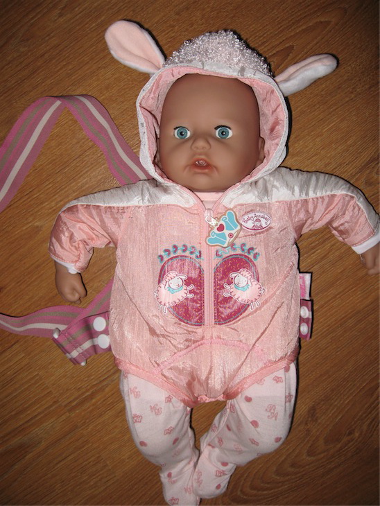 Беби Аннабель в переноске. ДЕТЯМ-ИГРУШКИ,КНИГИ