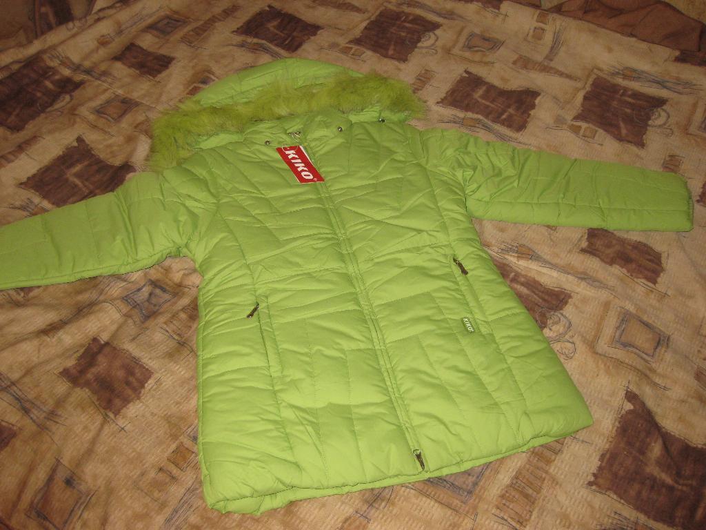 Зимняя куртка р-р 158. 'Новая зима' д/д 150