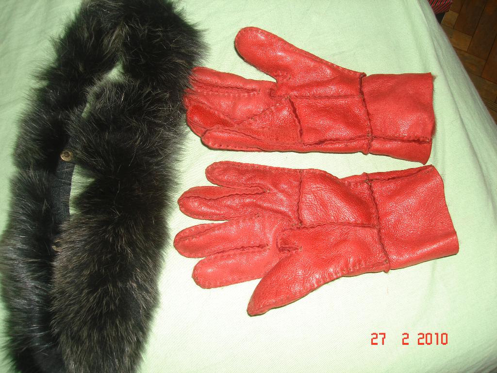 опушка перчаток нет. шапки-варежки,платки,палантины