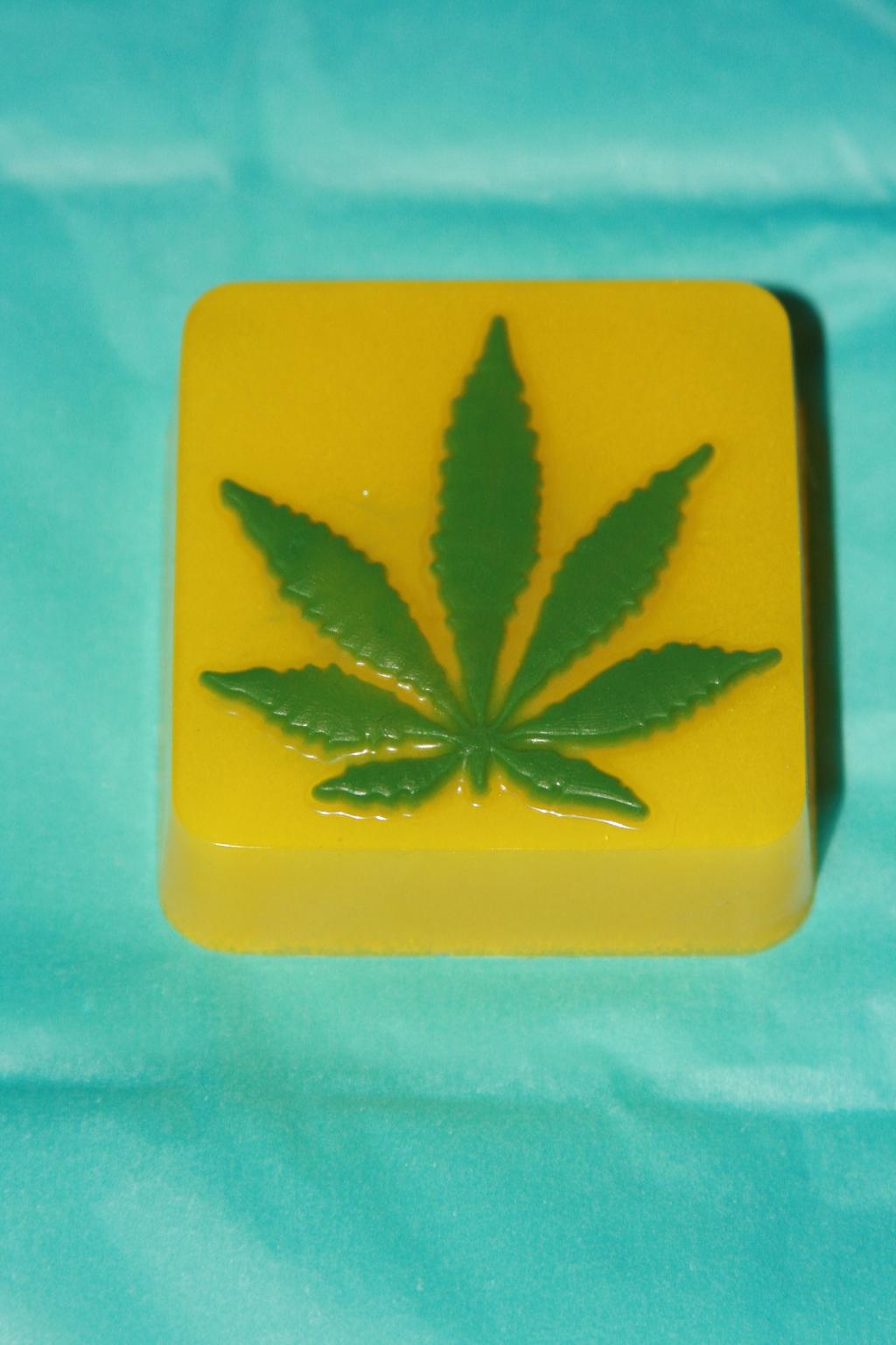 МЫЛО РУЧНОЙ РАБОТЫ.