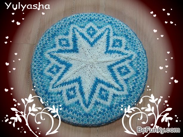 берет под 'Гжель'. Головные уборы осенне -зимнего сезона