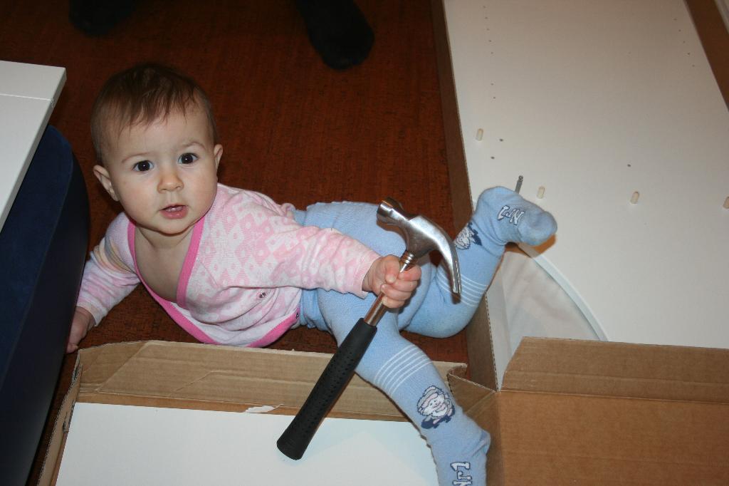 что тут приколотить надо!!!!. Маленькие помощники