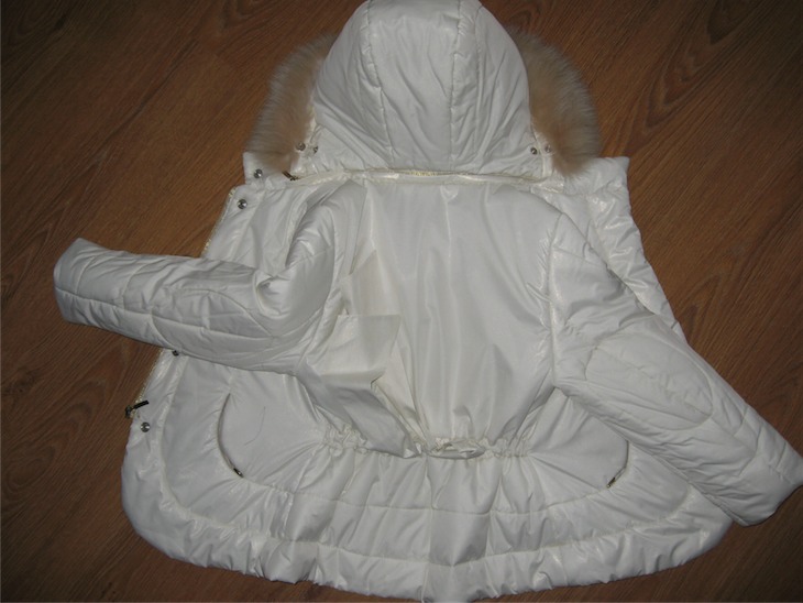 ДЕВИЧЬЕ-ПАЛЬТО,ПЛАЩ,КУРТКИ,ДУТЫЙ ЖИЛЕТ 