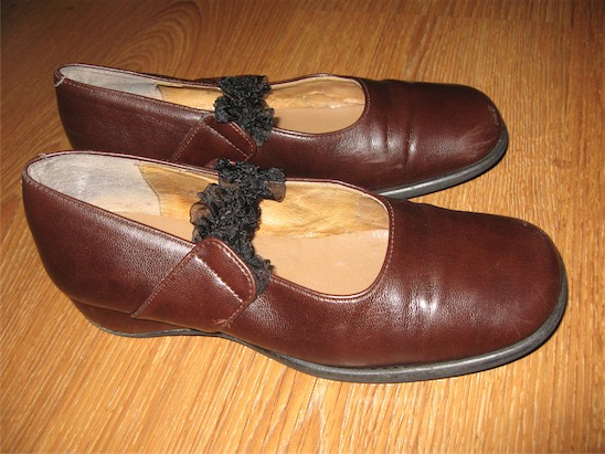 ДЕВИЧЬЕ-ОБУВЬ б/у