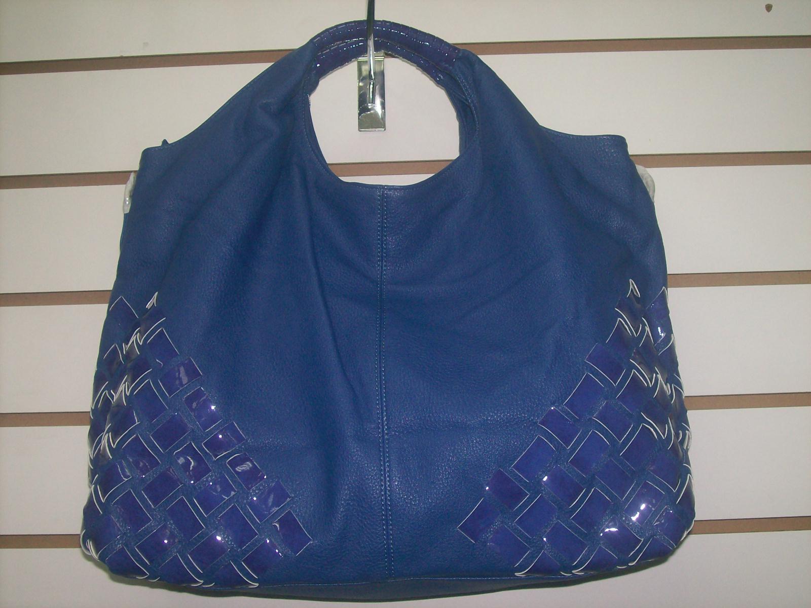 Сумка синяя, кожзам 1560рс%. пристроено