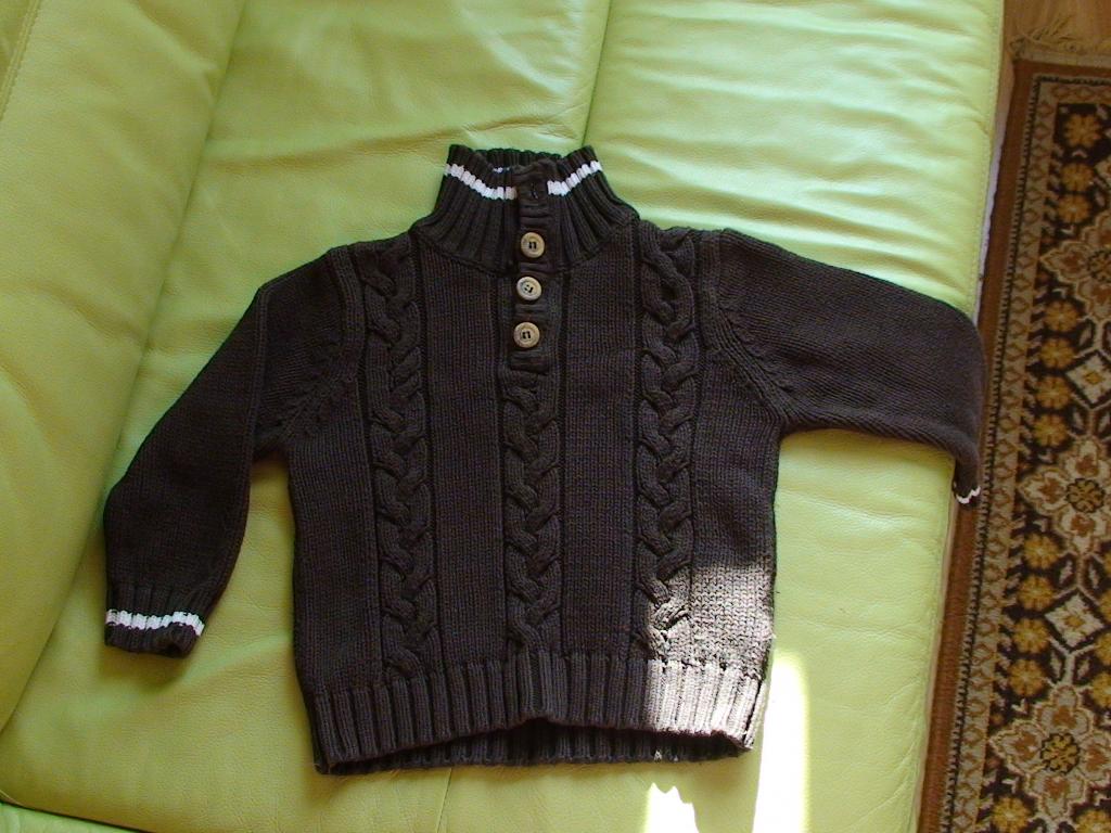 Кофта H&M 98-104 рост, 249 руб.. Деская одежда д/м