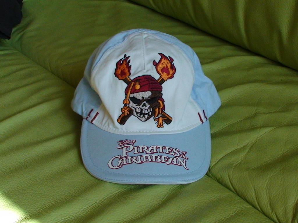 Бейсболка на 1-3 года, H&M, 100 р.. Деская одежда д/м