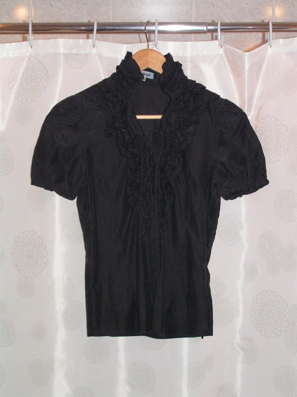 блузка черная, размер 40-42 - 250 рублей. продам