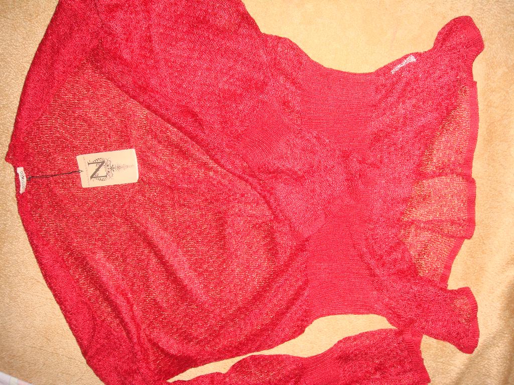 кофточка Натура р.54 но больше.новая.450р. пристрой взрослый