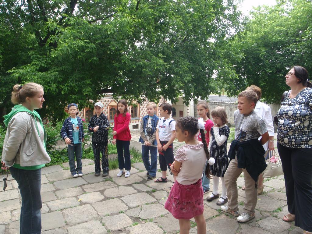 Экскурсия в палаты бояр Романовых