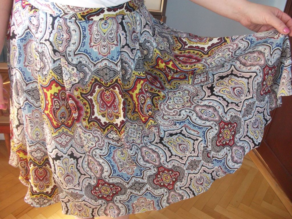 Юбка НОВАЯ 50 р. Christian Lacroix. Женское