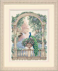 35110 Majestic Peacock. Dimensions Gold 1