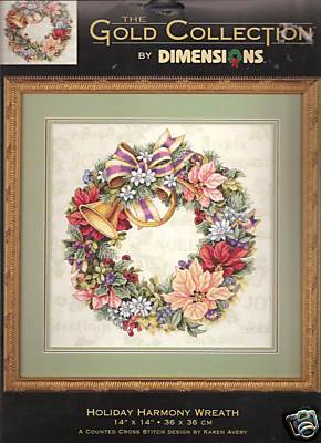 08662 Holiday Harmony Wreath. Dimensions Gold 1
