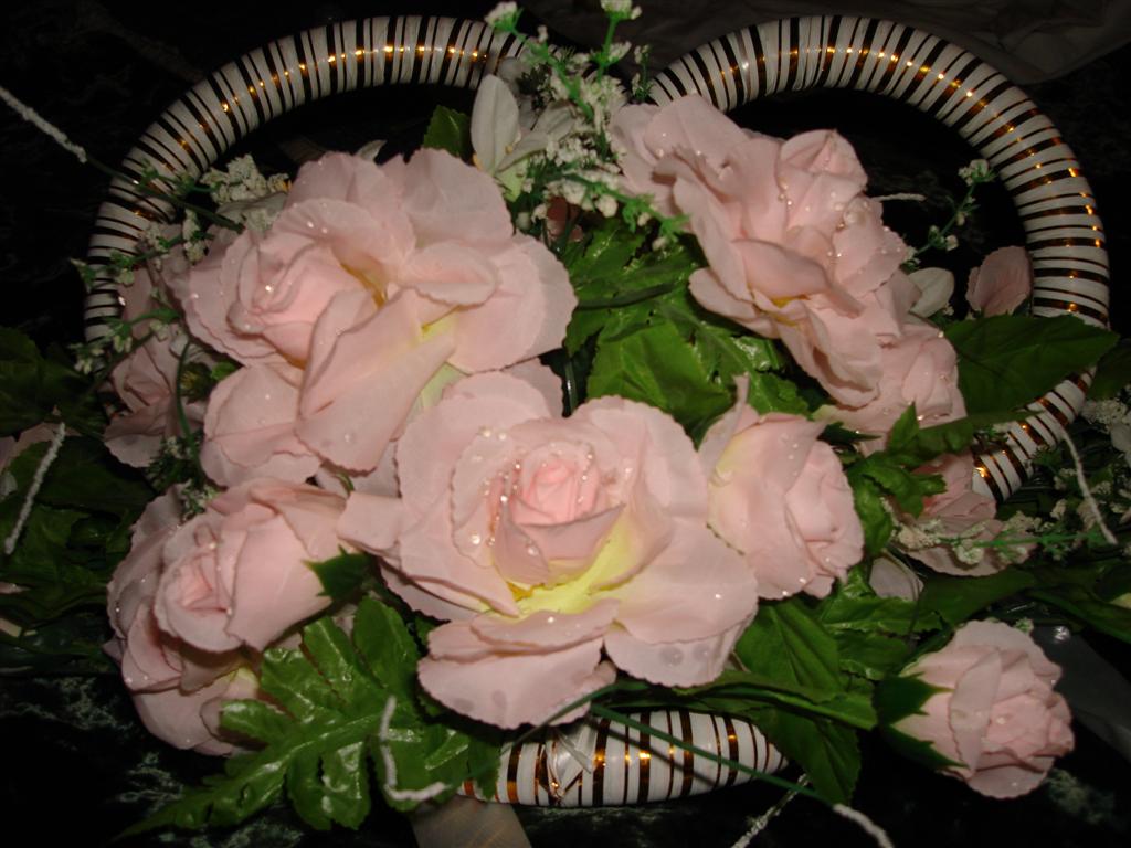 еще есть новый рушник. свадебное