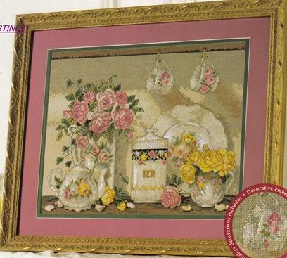 43501 Tea and Roses. Bucilla