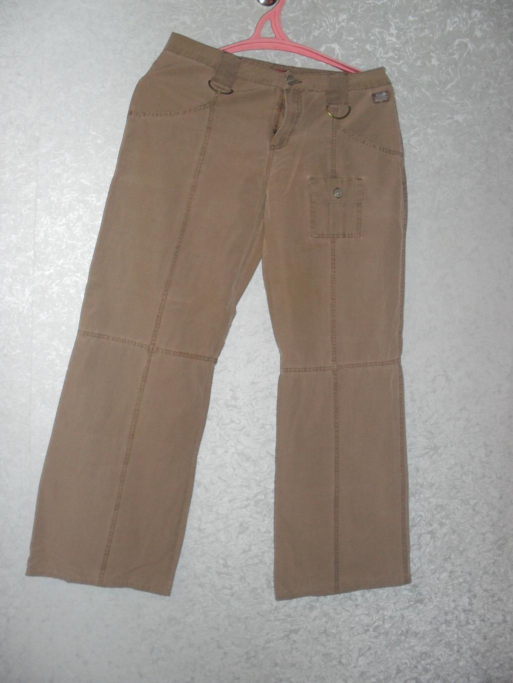 Брюки летние на бедрах Delux 46 р - 300 руб. . Женская одежда 46-48, 44-46